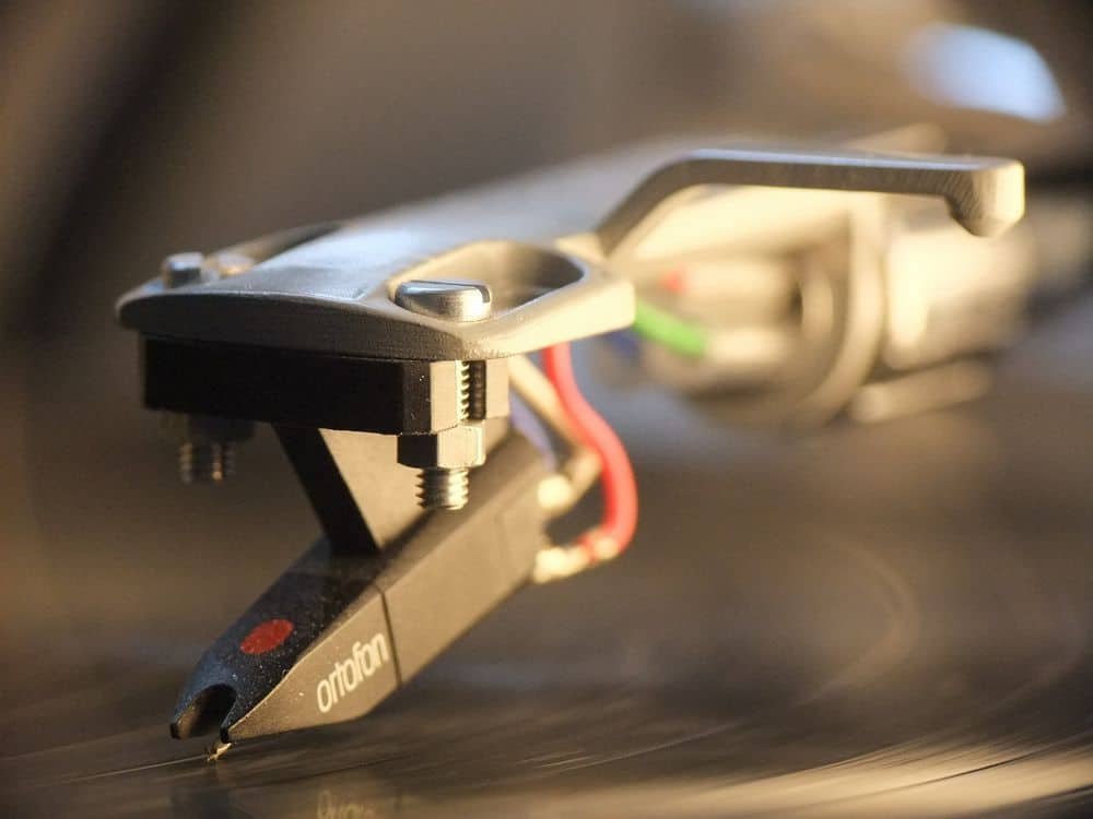 Closeup of turntable cartridge