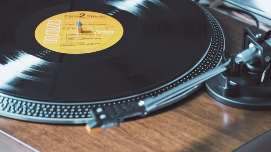 Turntable Noise Troubleshooting (Humming, Buzzing, Static & More)