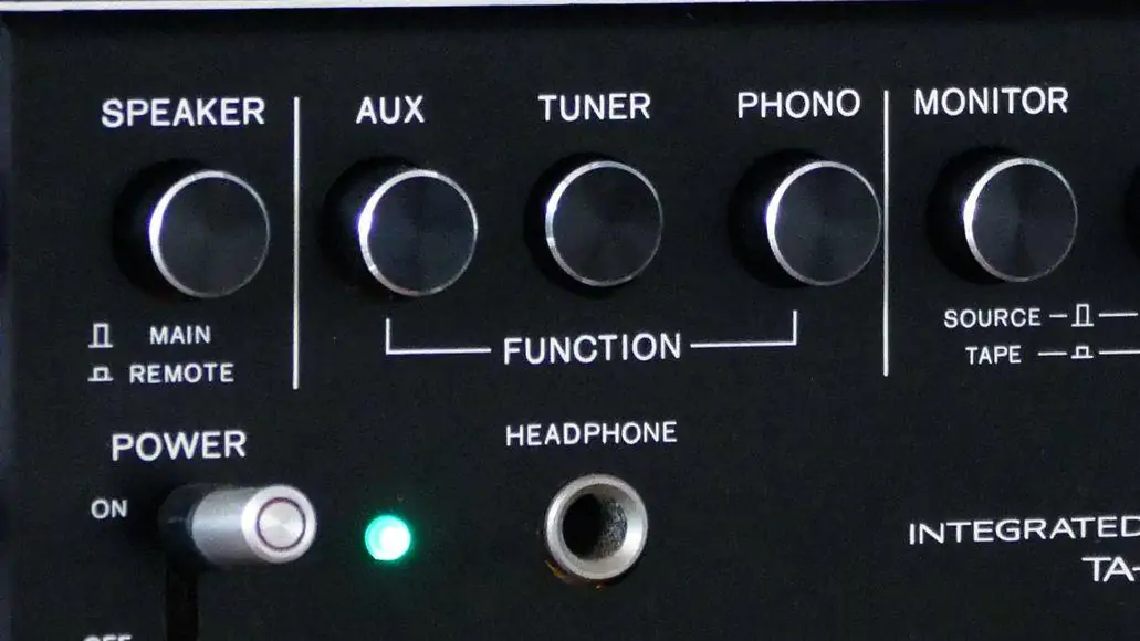 phono stage input on receiver