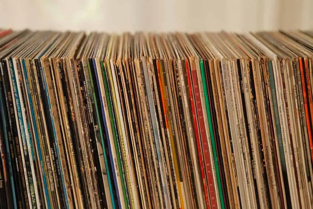 organizing vinyl records