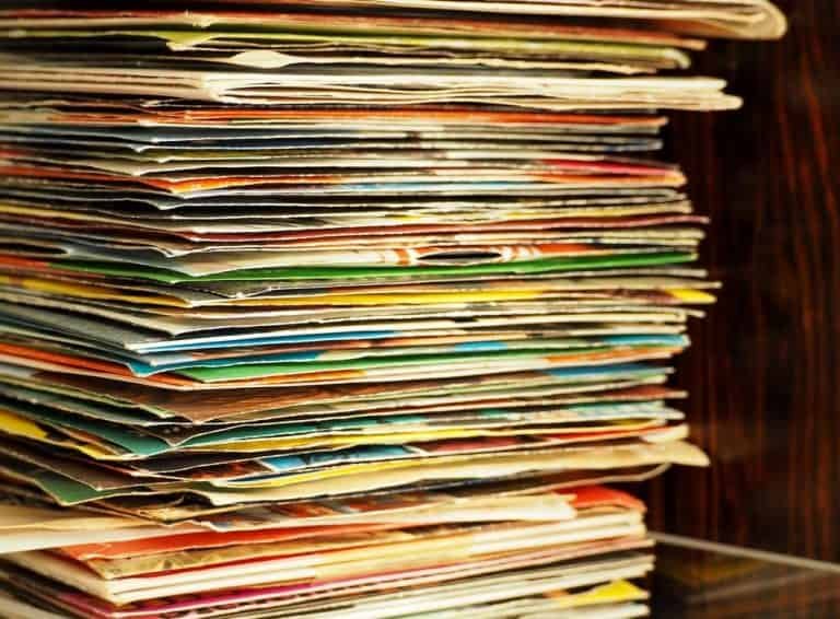 How To Organize Vinyl Records (Best Methods Of Organization)